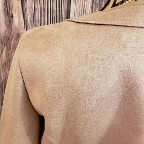 New Collection Jacket  - Picture 9 of 14